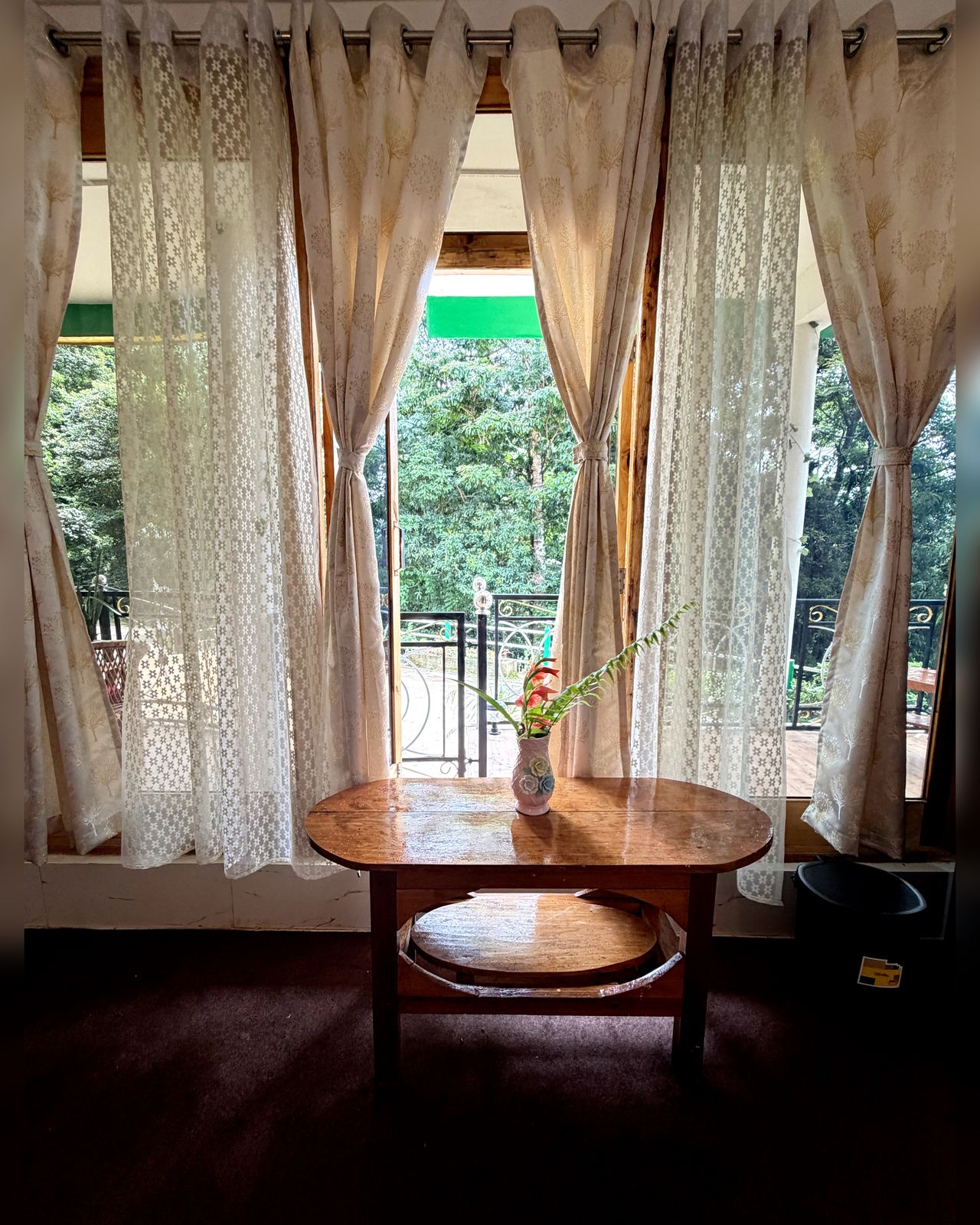 Room opening to a private balcony with forest view at Kepchaki Stay homestay, Lamahatta